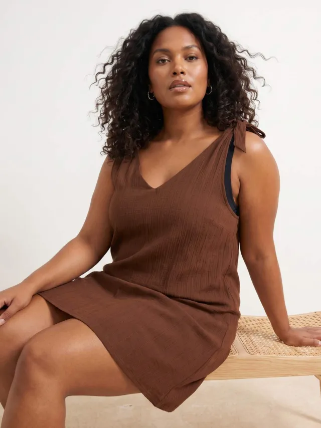Trendyol Curve Dames Bruin Effen Kort / Mini Mouwloos Strandkleding Recht Grote maten Jurk