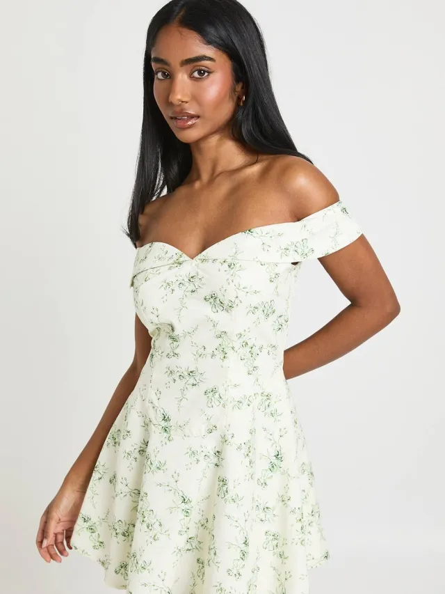 boohoo Dames Floral Print Bardot Skater Mini Dress Groente