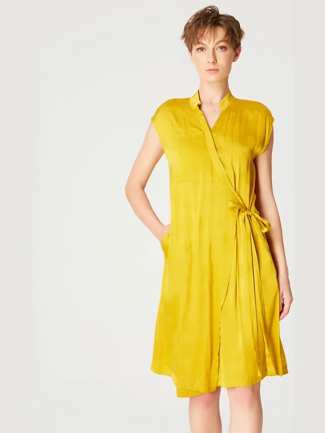 Smart & Joy Minimalistische wrap jurk Geel