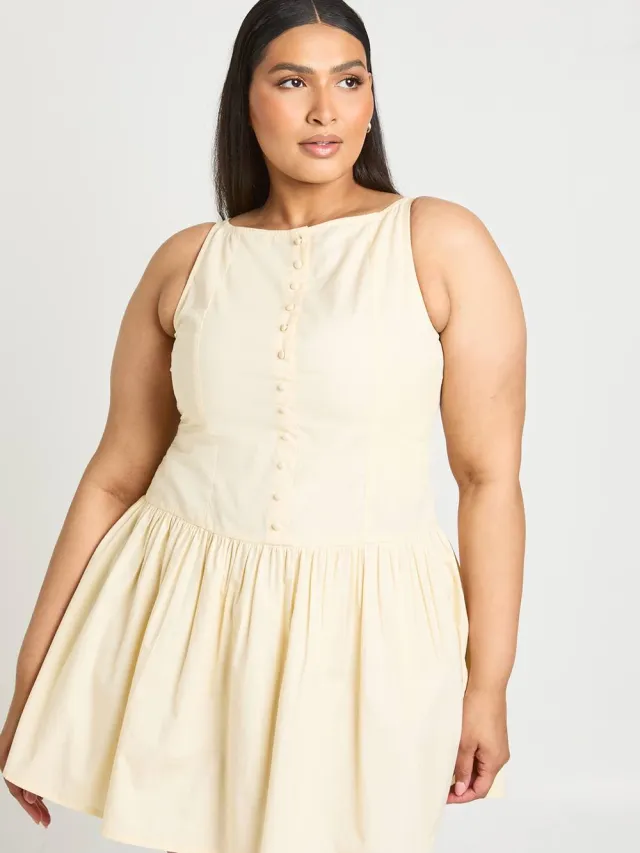 boohoo Dames Plus Skater Mini-jurk Met Boothals En Knoopdetail Citroen