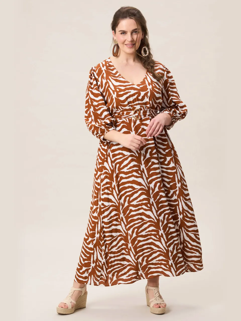 Miss Etam Plus zomerjurk met zebraprint camel