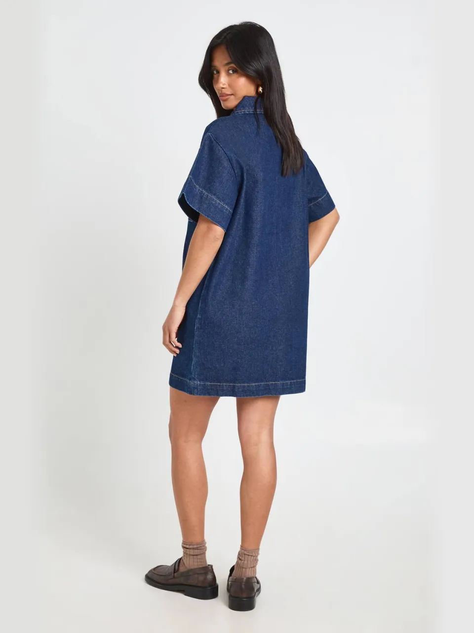 boohoo Dames Petite Boxy Korte Mouw Denim Jurk, foto 2