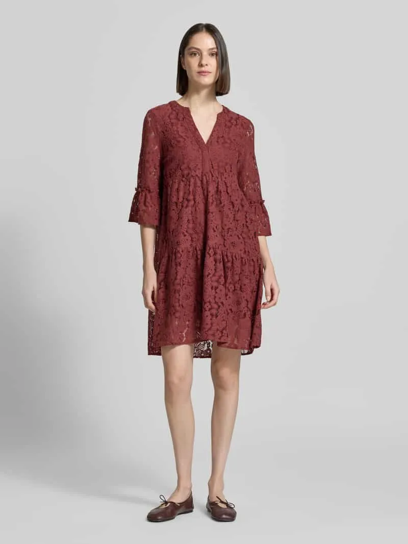 Vero Moda loose fit kanten jurk van katoenmix model 'HONEY' bordeaux, foto 4
