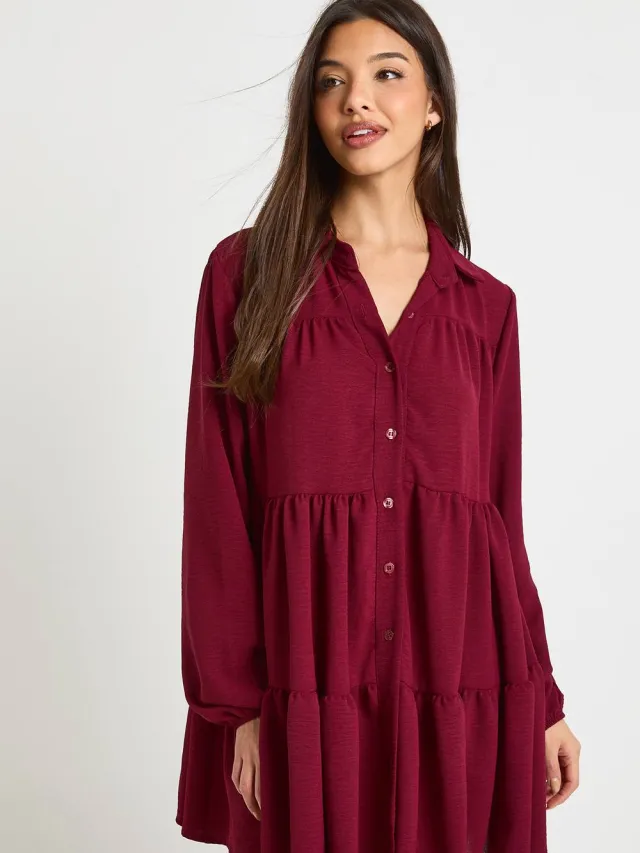 boohoo Dames Getextureerde gelaagde smockjurk Merlot