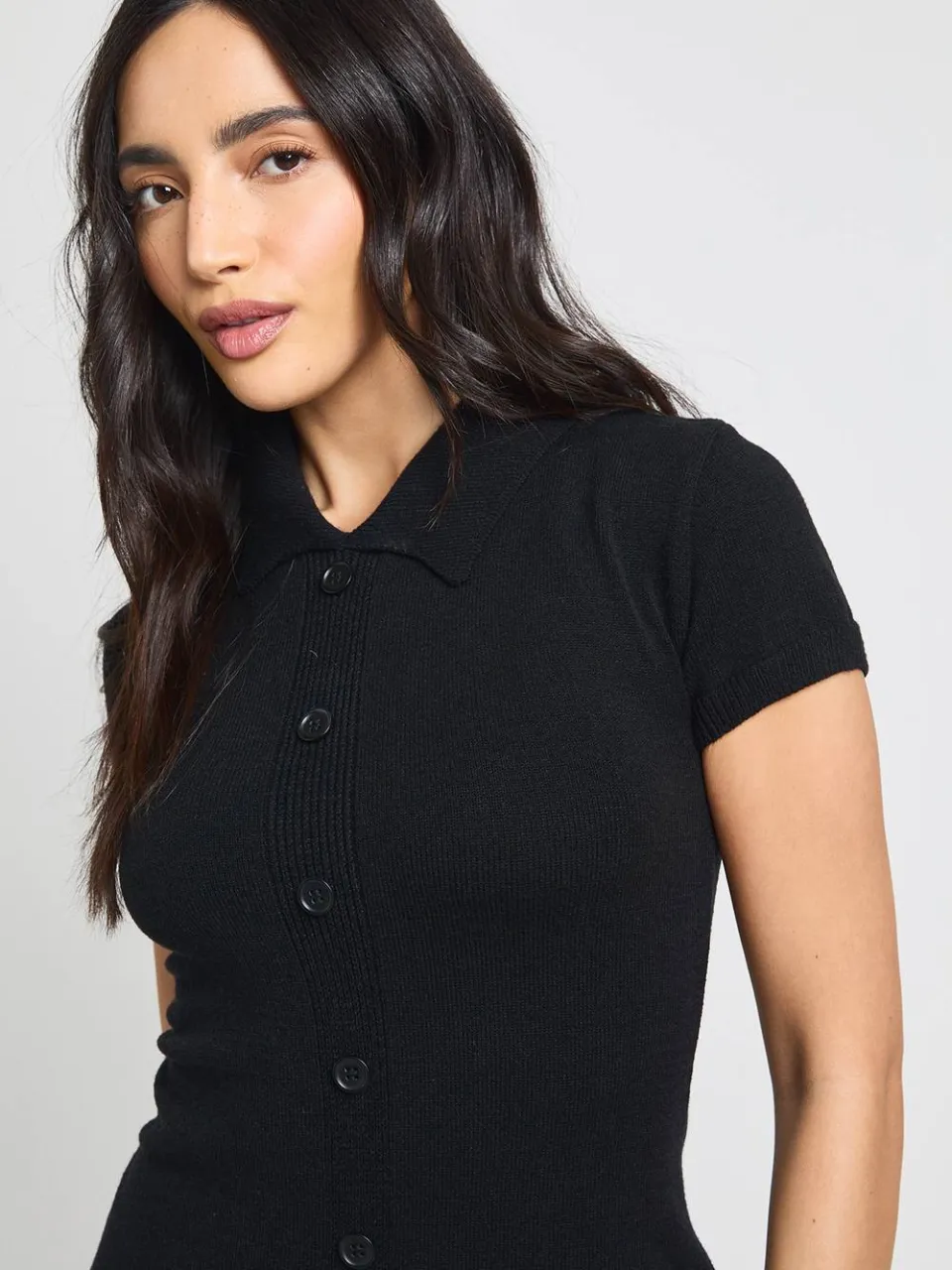 boohoo Dames Gebreide Mini-jurk Met Knoopsluiting zwart, foto 4