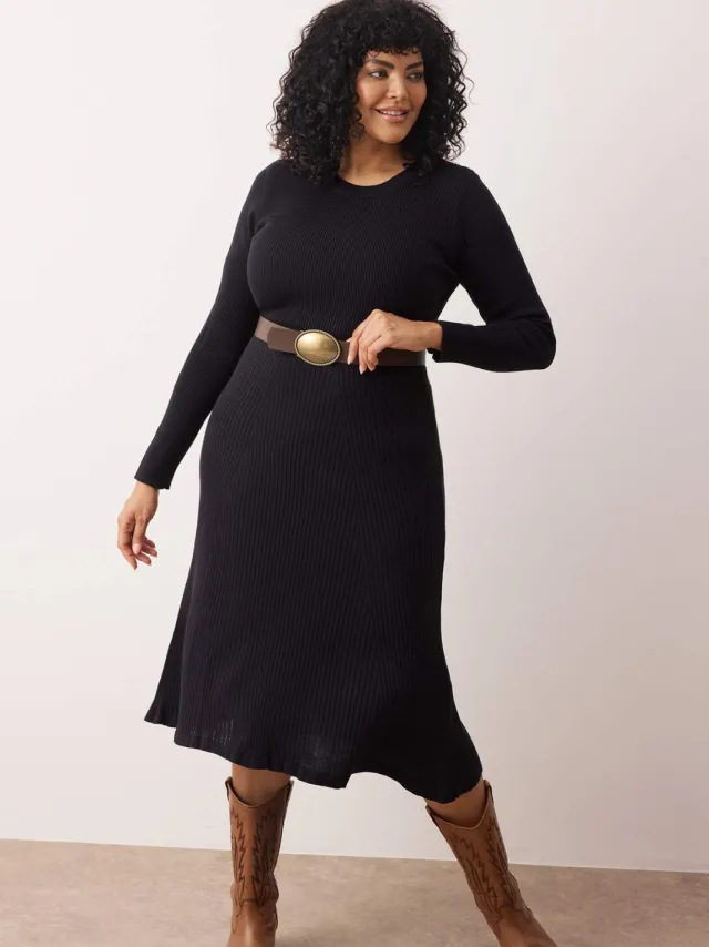 Trendyol Curve Dames Donkerblauw Effen Midi Lang Casual A-lijn Grote maten Jurk Marineblauw/Blauw