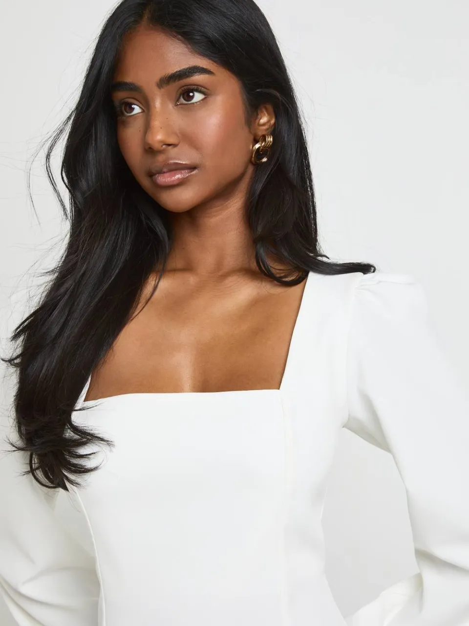 boohoo Dames Mini Jurk Met Volumineuze Mouwen En Uitlopende Rok crème, foto 4
