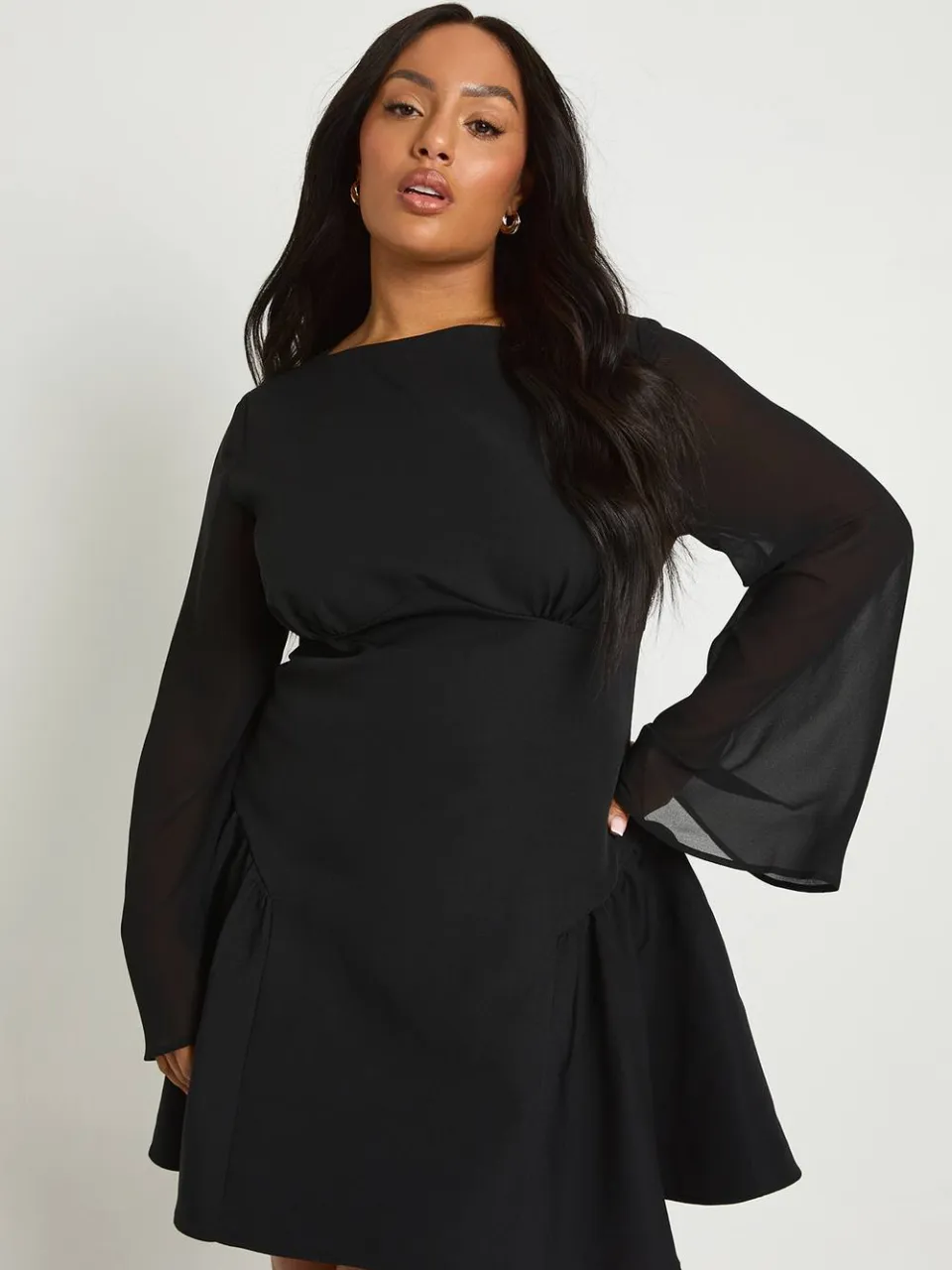 boohoo Dames Plus Chiffon Mouw Skaterjurk zwart, foto 3