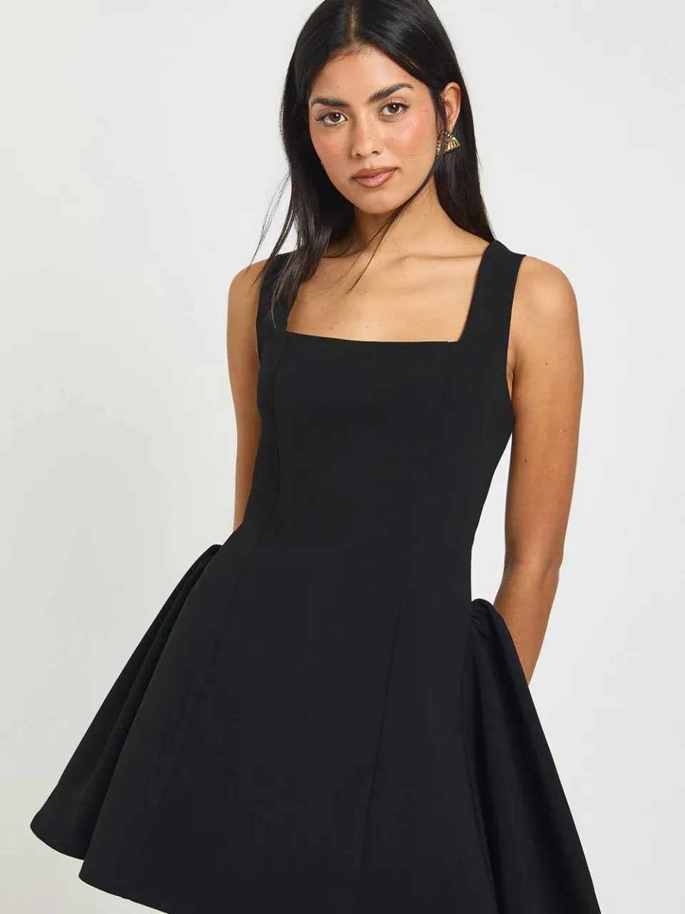 boohoo Dames Vierkante Hals Wijde Rok Mini Jurk zwart, foto 3