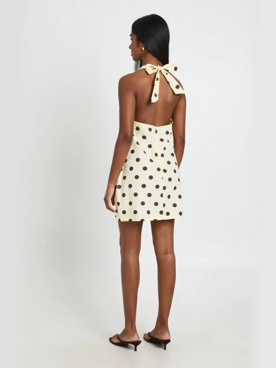 boohoo Dames Katoenen Popeline Mini-jurk Met Polkadots En V-hals citroen, foto 2