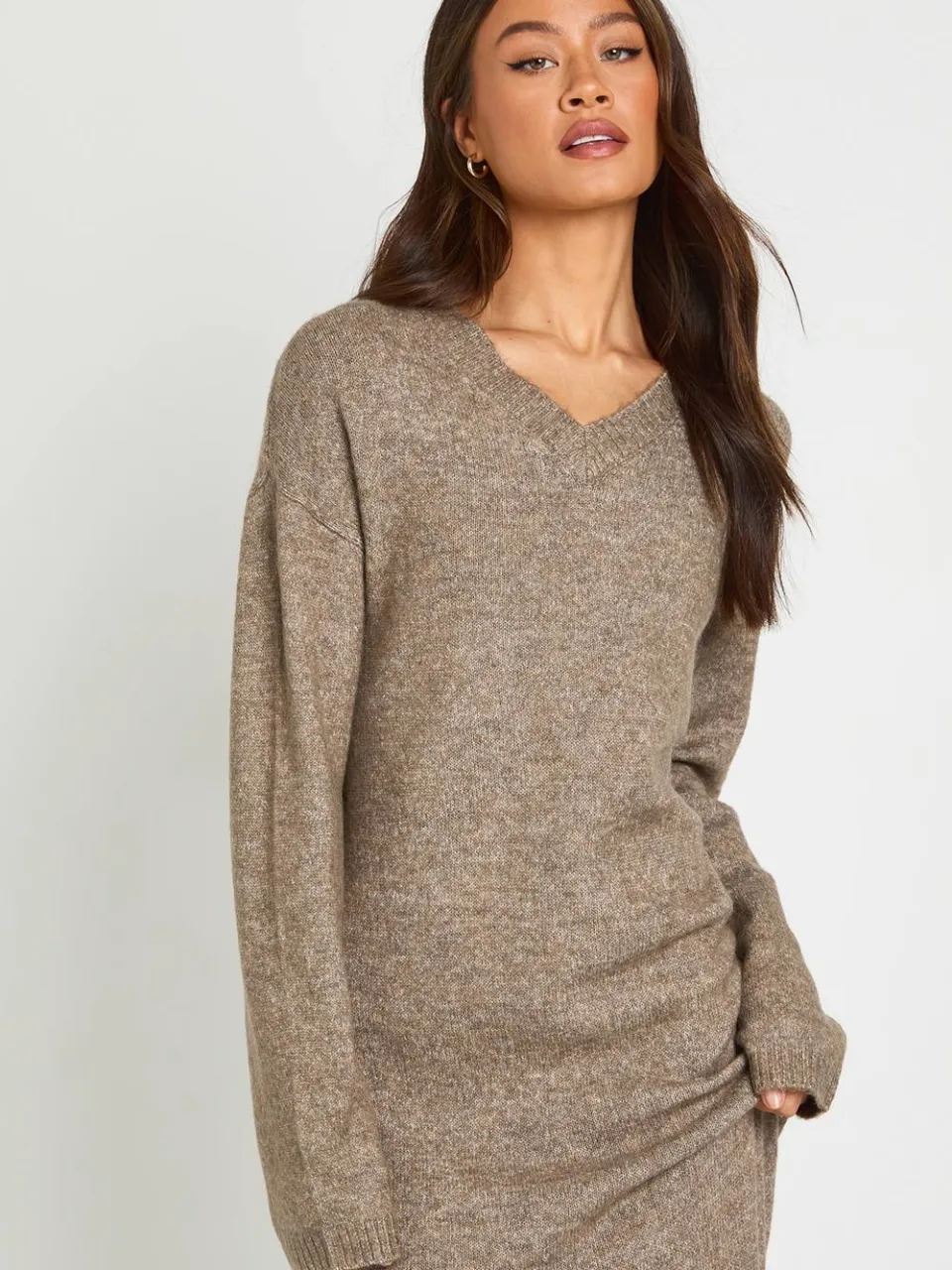 boohoo Dames Lange Gebreide Maxi-jurk Met V-hals En Lange Mouwen mokka, foto 2