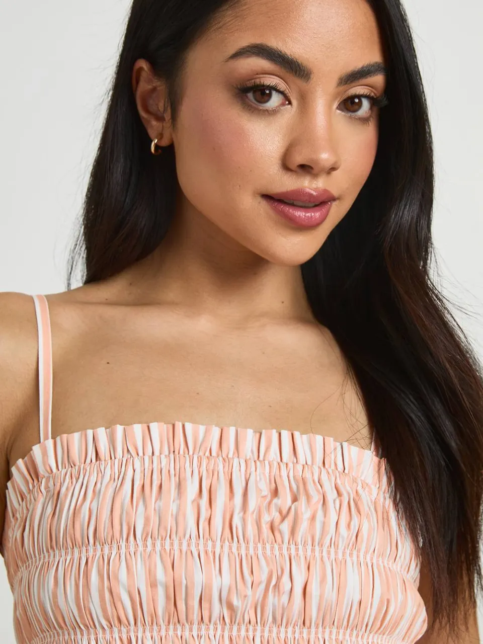 boohoo Dames Gestreepte Katoenen Popeline Mini Jurk Met Gerimpeld Lijfje abrikoos, foto 4
