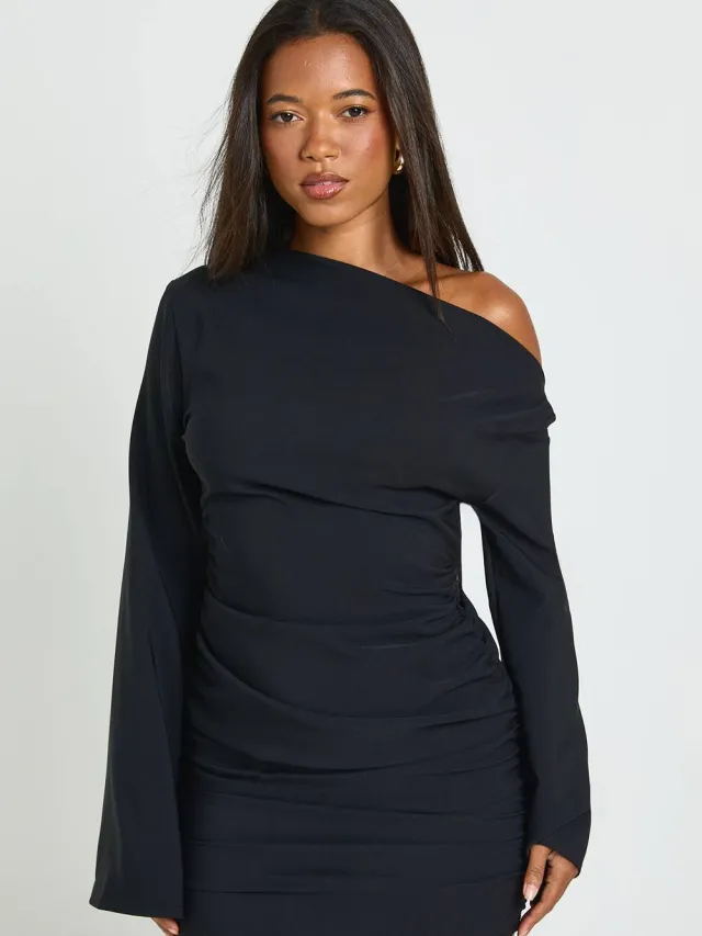 boohoo Dames Wijduitlopende Mouw Off-Shoulder Gerimpelde Mini Jurk Zwart