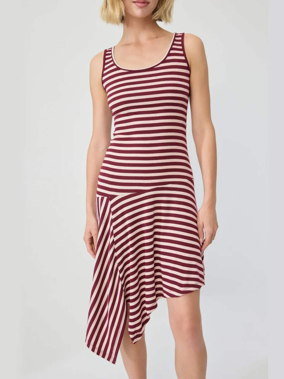 Trendyol TRENDYOLMİLLA Dames Meerkleurig Gestreept Midi Mouwloos Asymmetrisch Jurken veelkleurig, foto 2