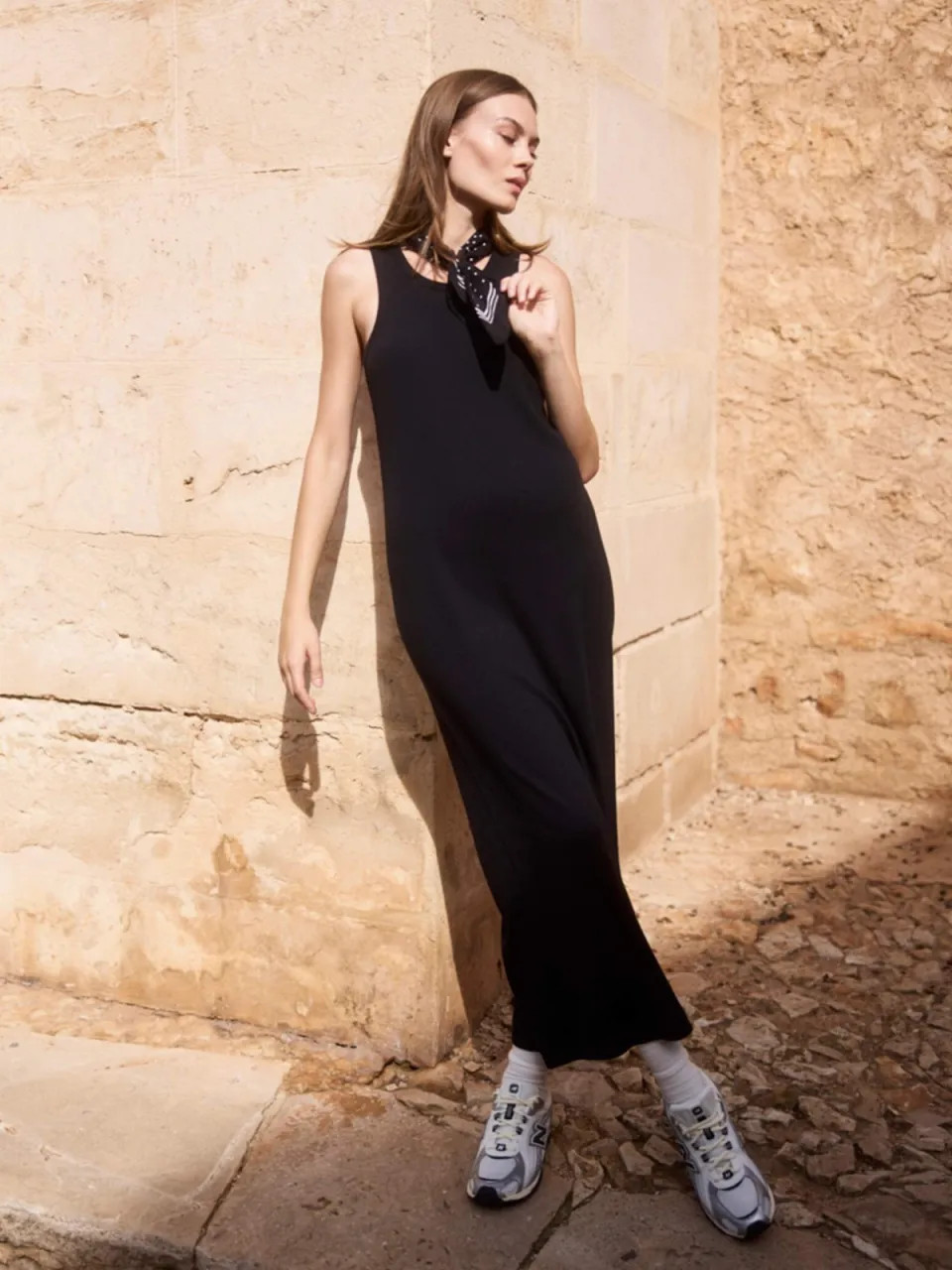 WOTE dames vegan Midi Jurk Ribbed Zwart, foto 2