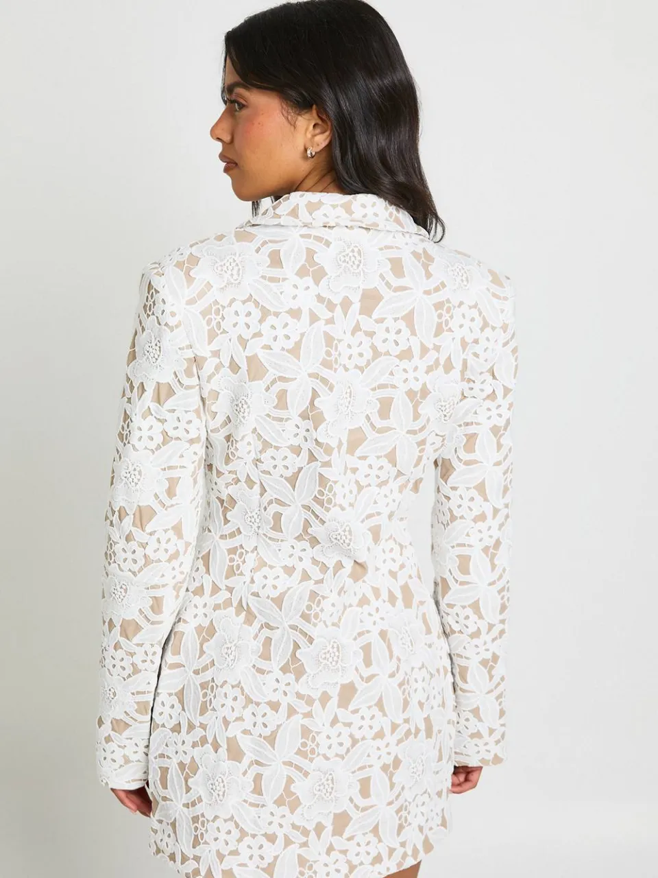 boohoo Dames Premium Kanten Getailleerde Blazer Jurk ivoor, foto 2