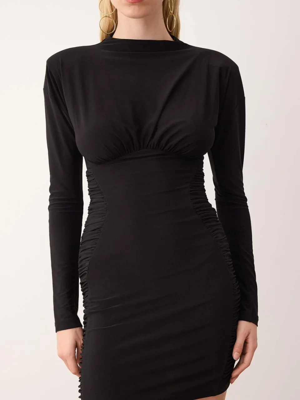 Trendyol TRENDYOLMİLLA Dames Zwart Effen Kort / Mini Lang Stijlvol/Avond Bodycon Jurken