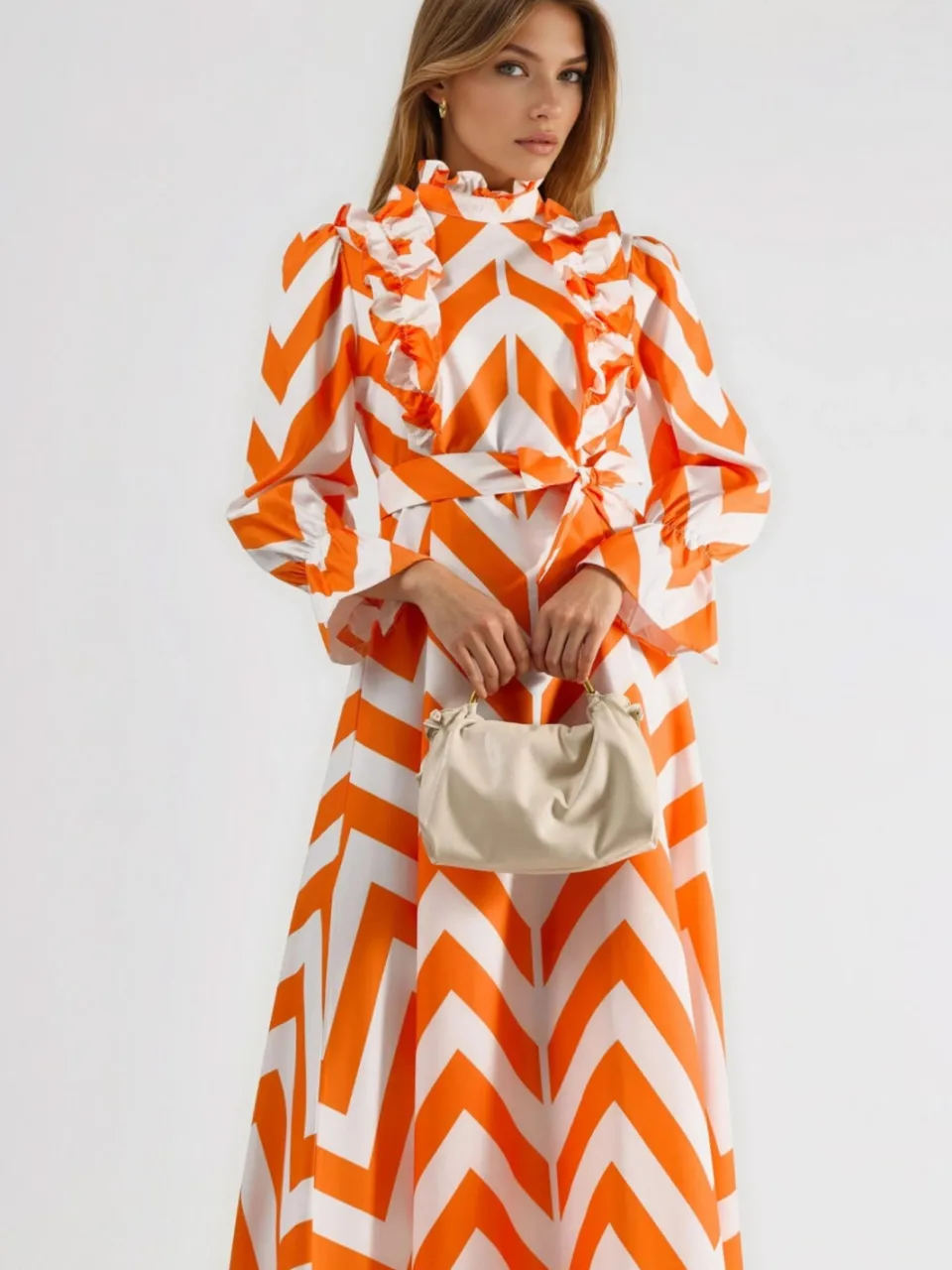MSN Collection Geometrische Rimpel Maxi Jurk met Halve Turtleneck oranje, foto 2