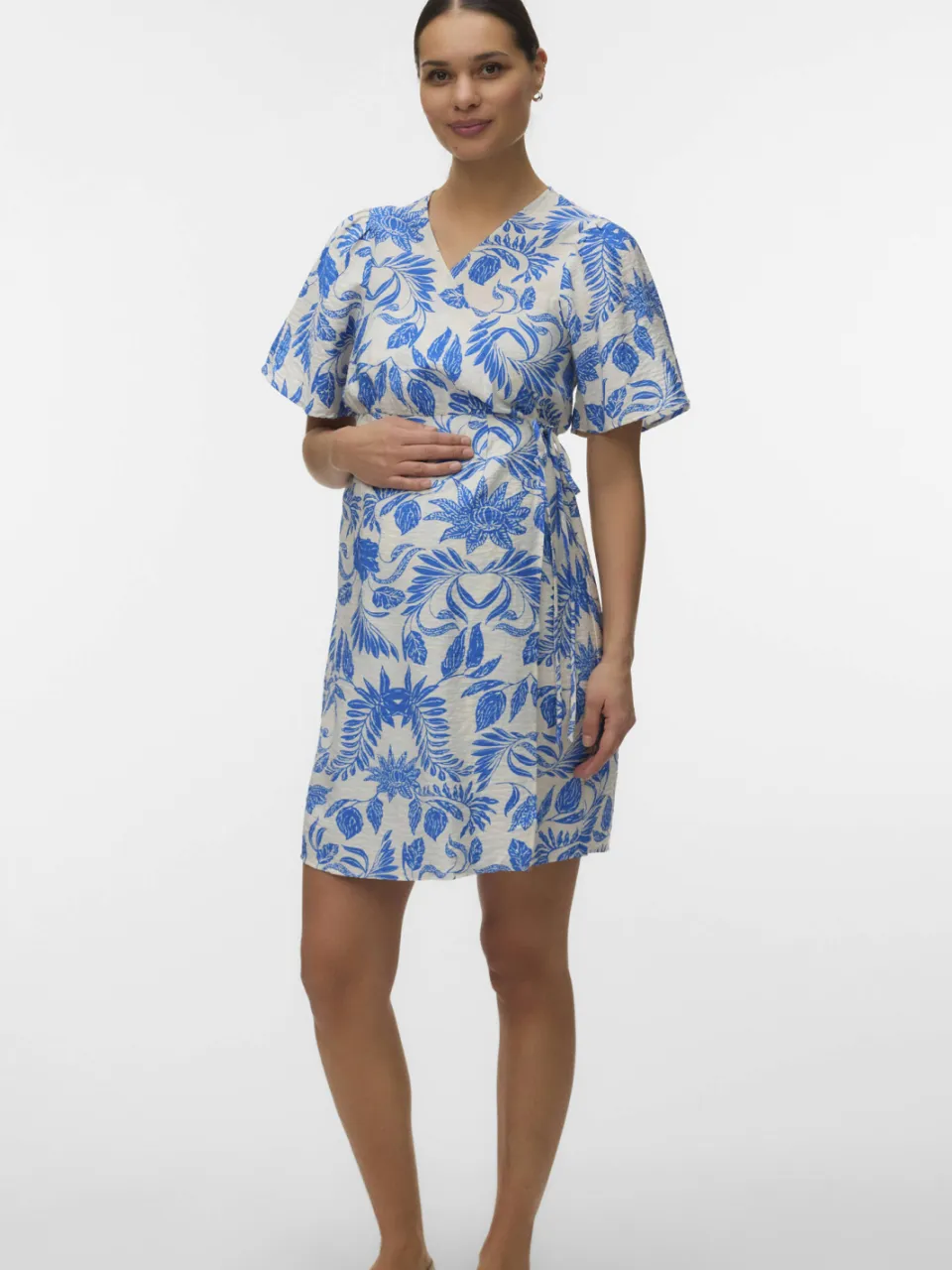 Vero Moda MATERNITY zwangerschaps wikkeljurk blauw/wit, foto 4