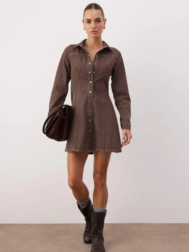 Trendyol TRENDYOLMİLLA Dames Bruin Effen Extra Kort / Super Mini Lang Casual A-lijn Jurken