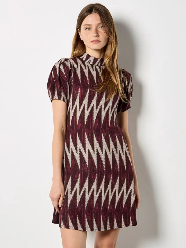 Apricot Mini-jurk van gebreide stof met chevronpatroon Burgundy