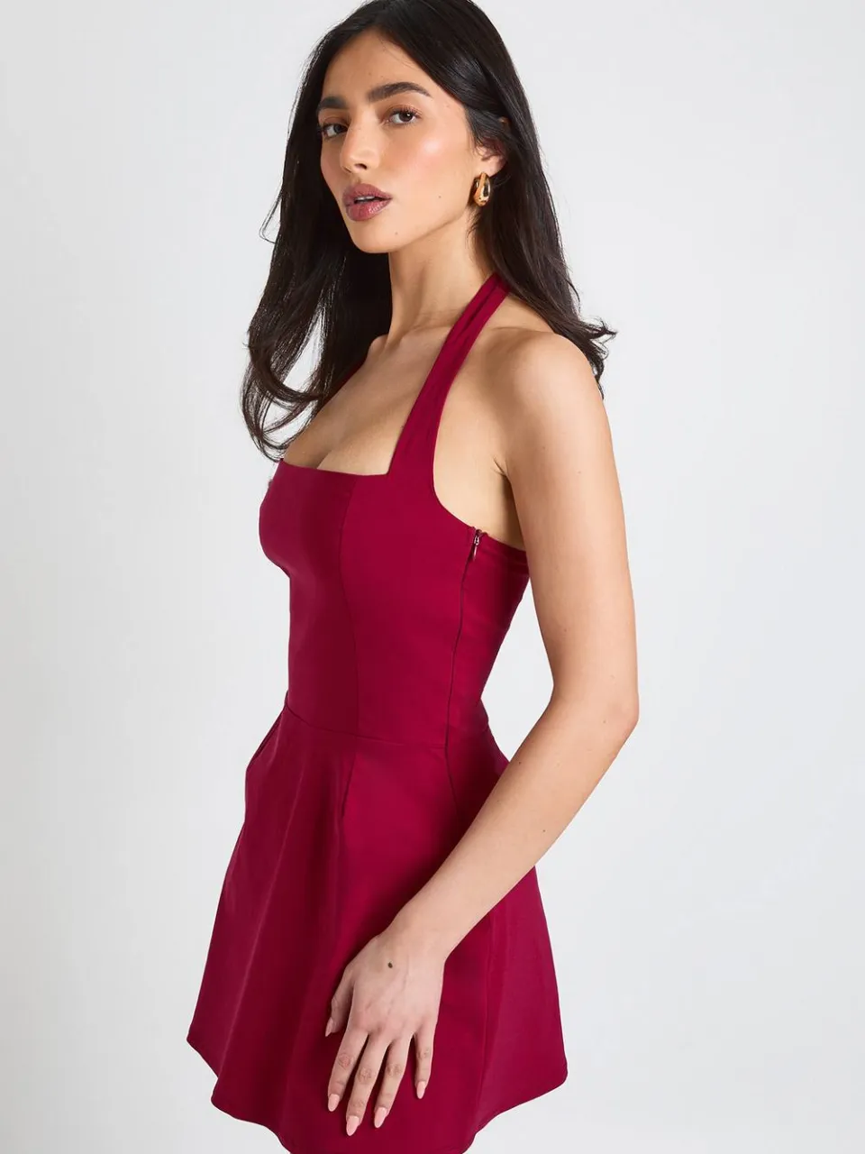 boohoo Dames Vierkante Halter Mini Jurk kersen, foto 3