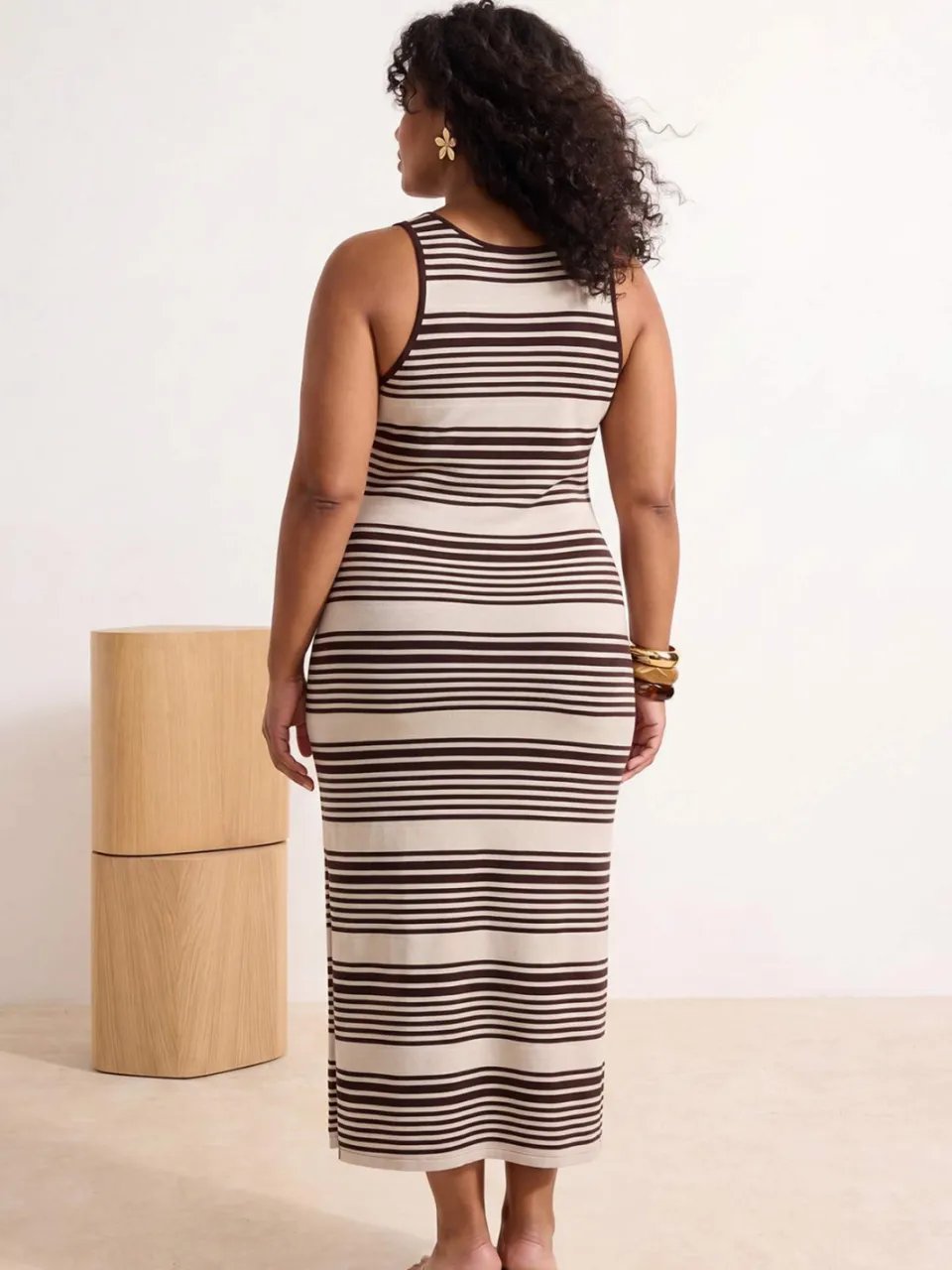 Trendyol Curve Dames Bordeaux Gestreept Maxi Mouwloos Casual Recht Grote maten Jurk, foto 2