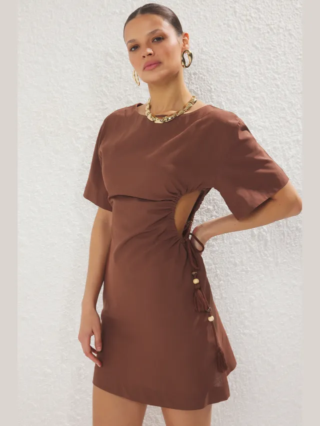 Trendyol TRENDYOLMİLLA Dames Bruin Effen Kort / Mini Kort Strandkleding Recht Strandjurken