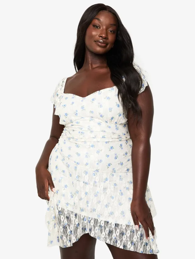 boohoo Dames plus mini-jurk met bloemige kant en vallende zoom Blauw