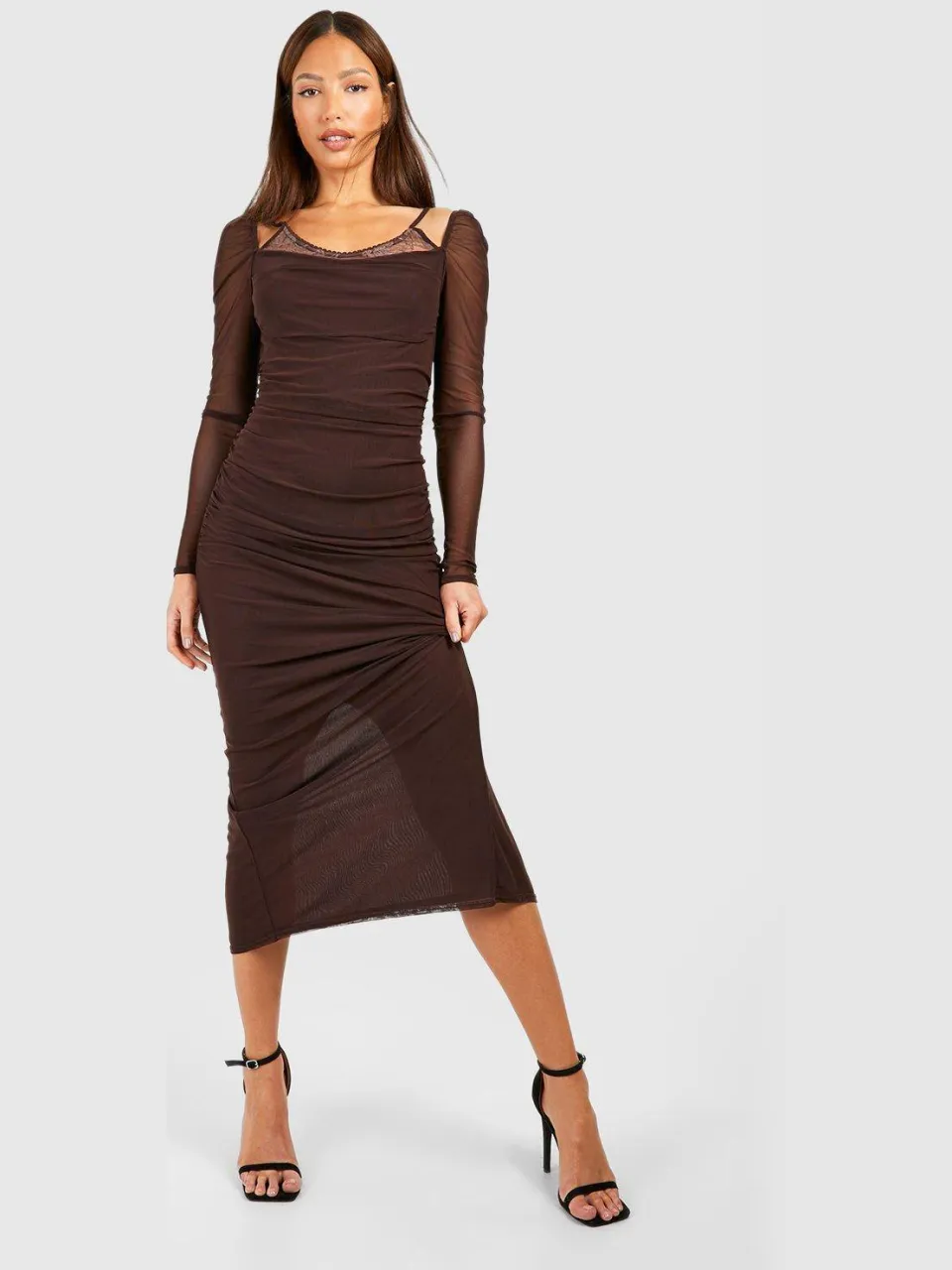 boohoo Dames Lange Meshjurk met kanten trimdetail in midaxi lengte chocoladebruin, foto 3