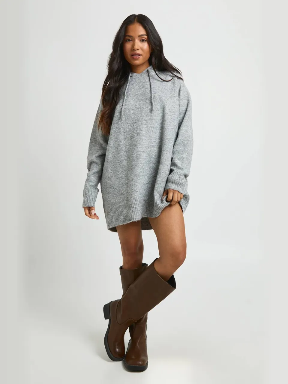 boohoo Dames Petite Oversized Gebreide Hoodie Mini Jurk grijs, foto 2
