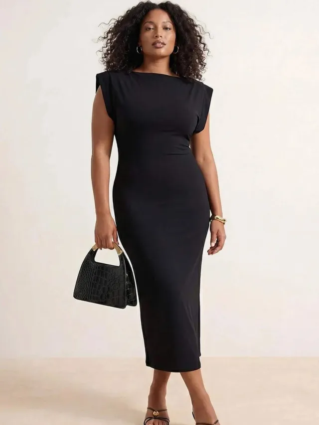 Trendyol Curve Dames Zwart Effen Maxi Mouwloos Casual Bodycon Grote maten Jurk