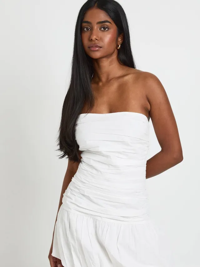 boohoo Dames Bandeau Gerimpelde Bubble Zoom Mini Jurk ivoor, foto 3