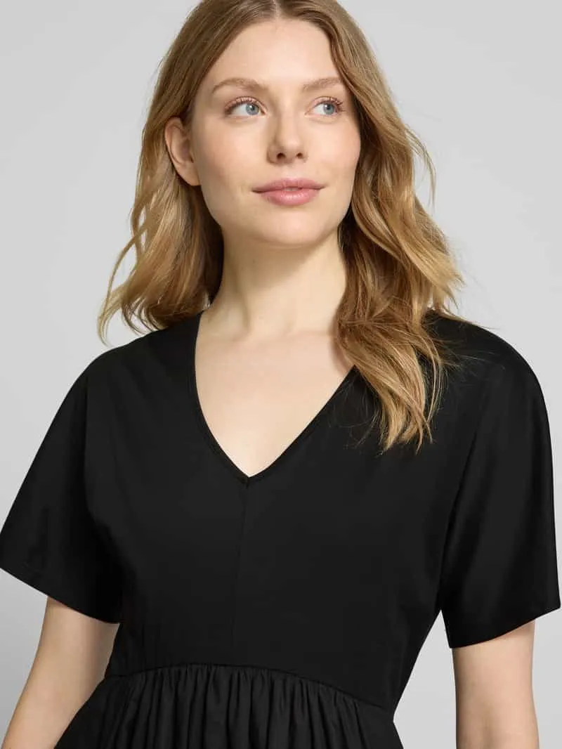 Max Mara Maxi-jurk met V-hals, model 'BRONZO' zwart, foto 3