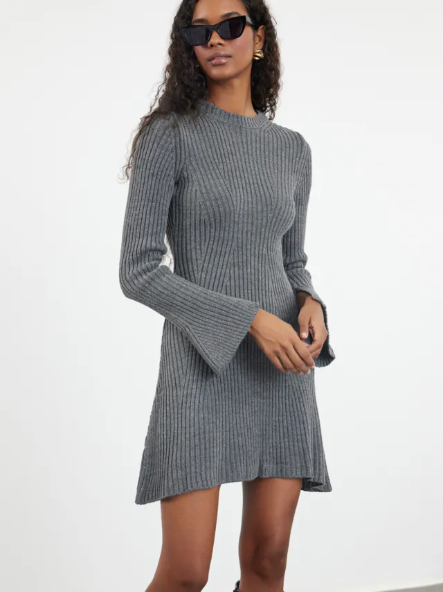 Trendyol TRENDYOLMİLLA Dames Grijs Effen Extra Kort / Super Mini Lang Casual A-lijn Jurken