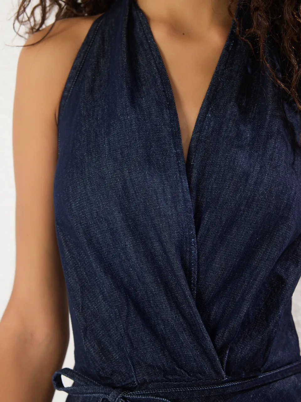 Trendyol TRENDYOLMİLLA Dames Donkerblauw Effen Maxi Mouwloos Casual Skater Jurken, foto 2