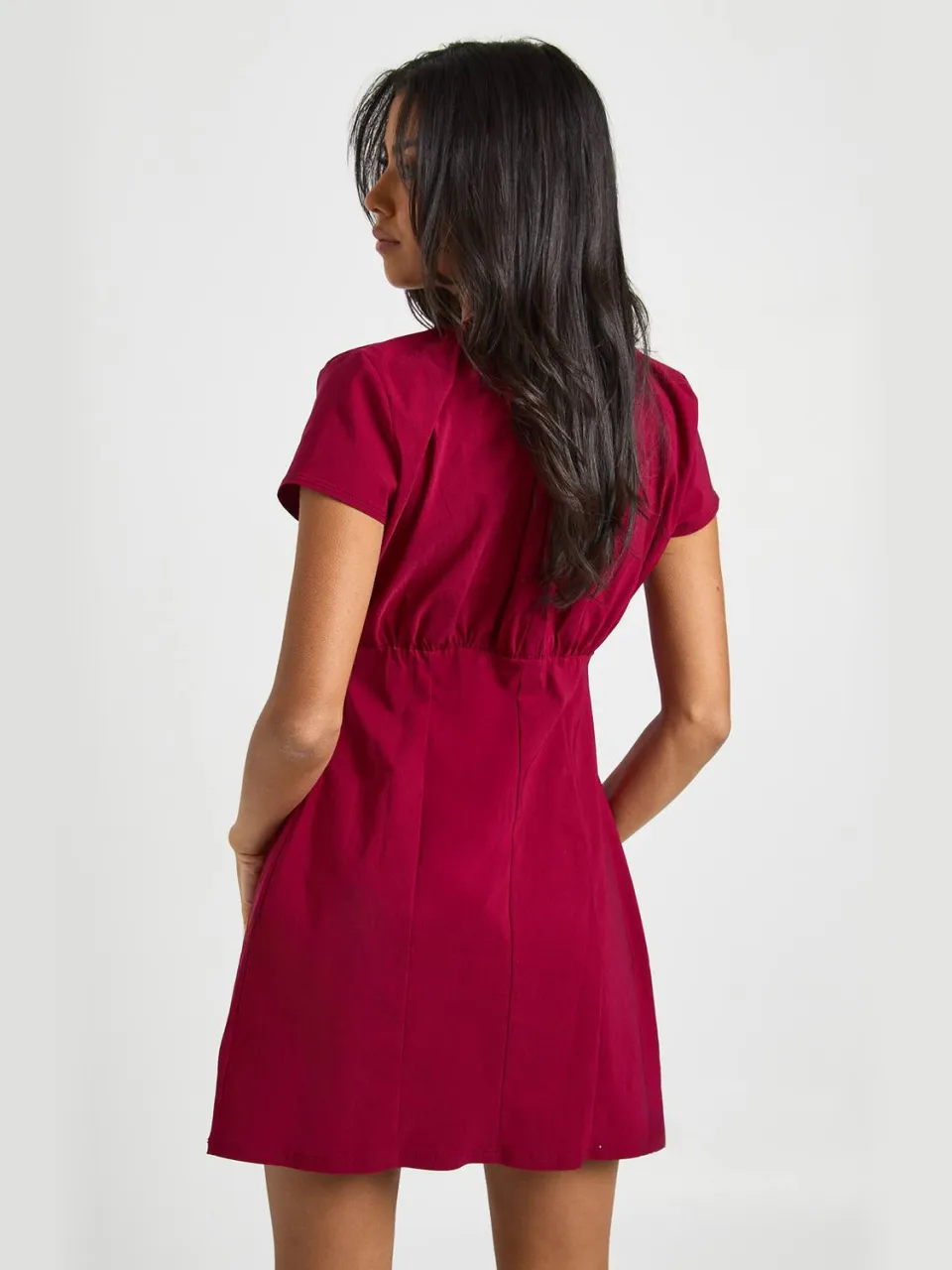 boohoo Dames Mini Jurk met Gerimpeld Detail kersen, foto 2