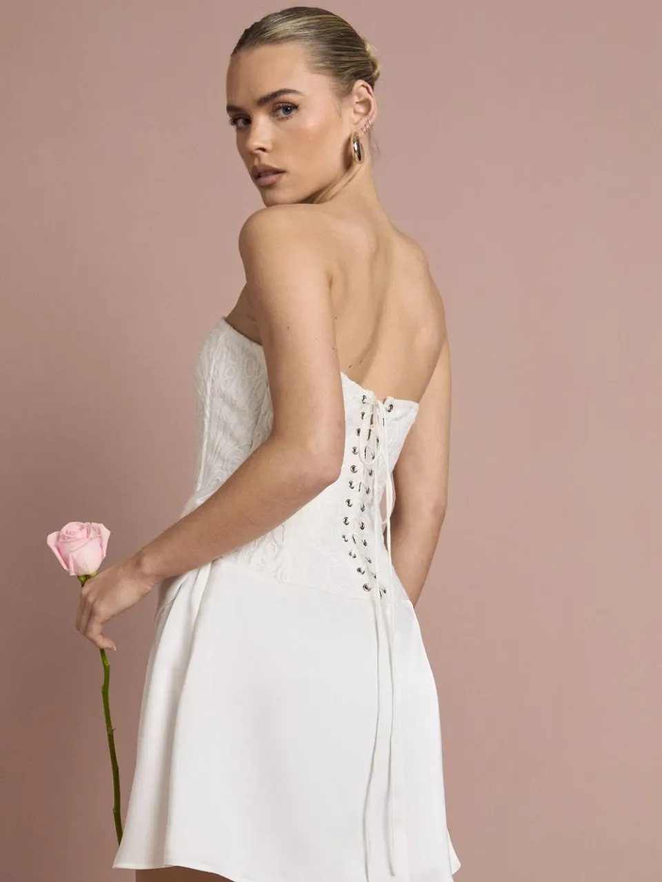 boohoo Dames Kanten Corset Draperie Mini Jurk ivoor, foto 2