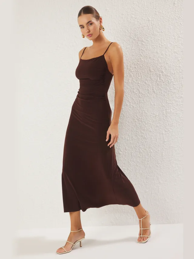 Trendyol TRENDYOLMİLLA Dames Bruin Effen Maxi Mouwloos Casual A-lijn Jurken