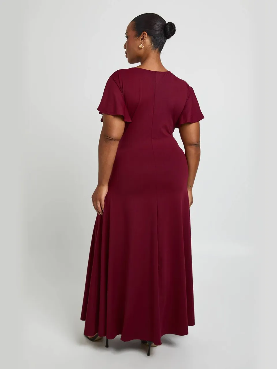 boohoo Dames Plus Super Zachte Zwierige Jurk Met Vlindermouwen Midaxi bessen, foto 2