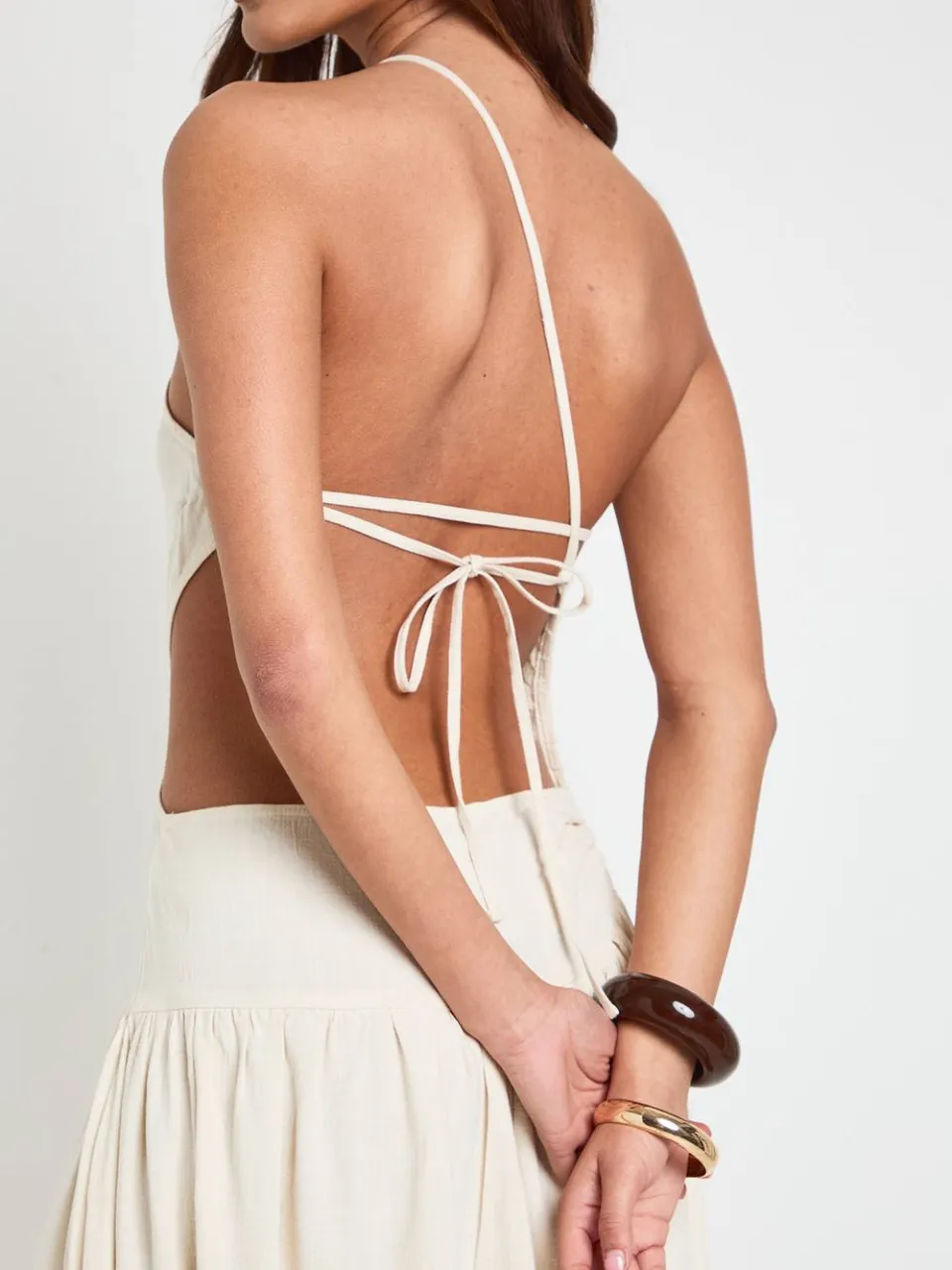 boohoo Dames Premium Linnen Jurk Met Cut-out En Gerimpeld Detail In Midaxi Lengte natural, foto 2
