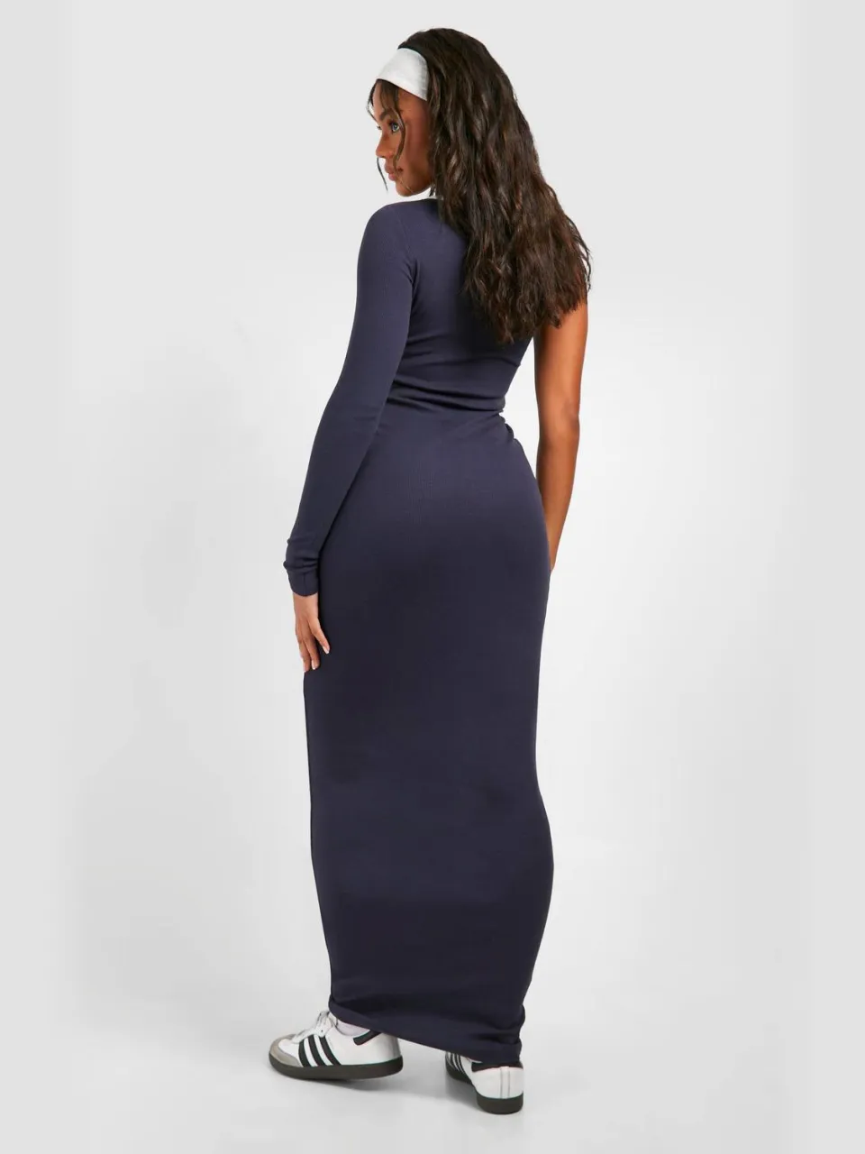 boohoo Dames Premium Contrast Rib One Shoulder Maxi Dress benzine, foto 2