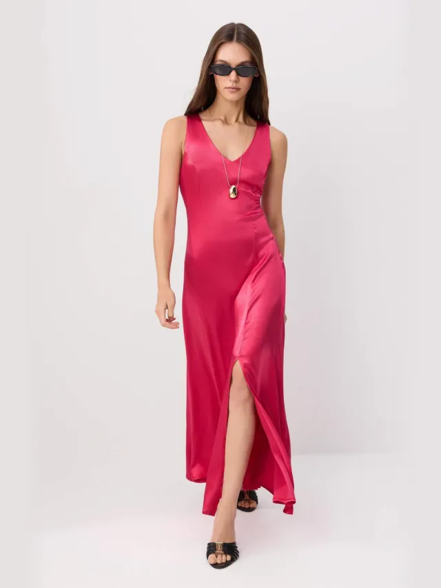 Trendyol TRENDYOLMİLLA Dames Bordeaux Effen Maxi Mouwloos Slipjurken Kersenrood