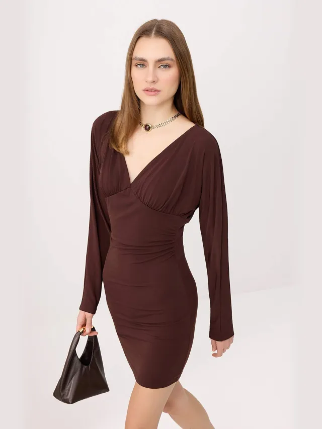 Trendyol TRENDYOLMİLLA Dames Bruin Effen Kort / Mini Lang Bodycon Jurken