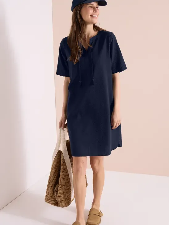 cecil Knielange jurk in seersucker kwaliteit Blauw