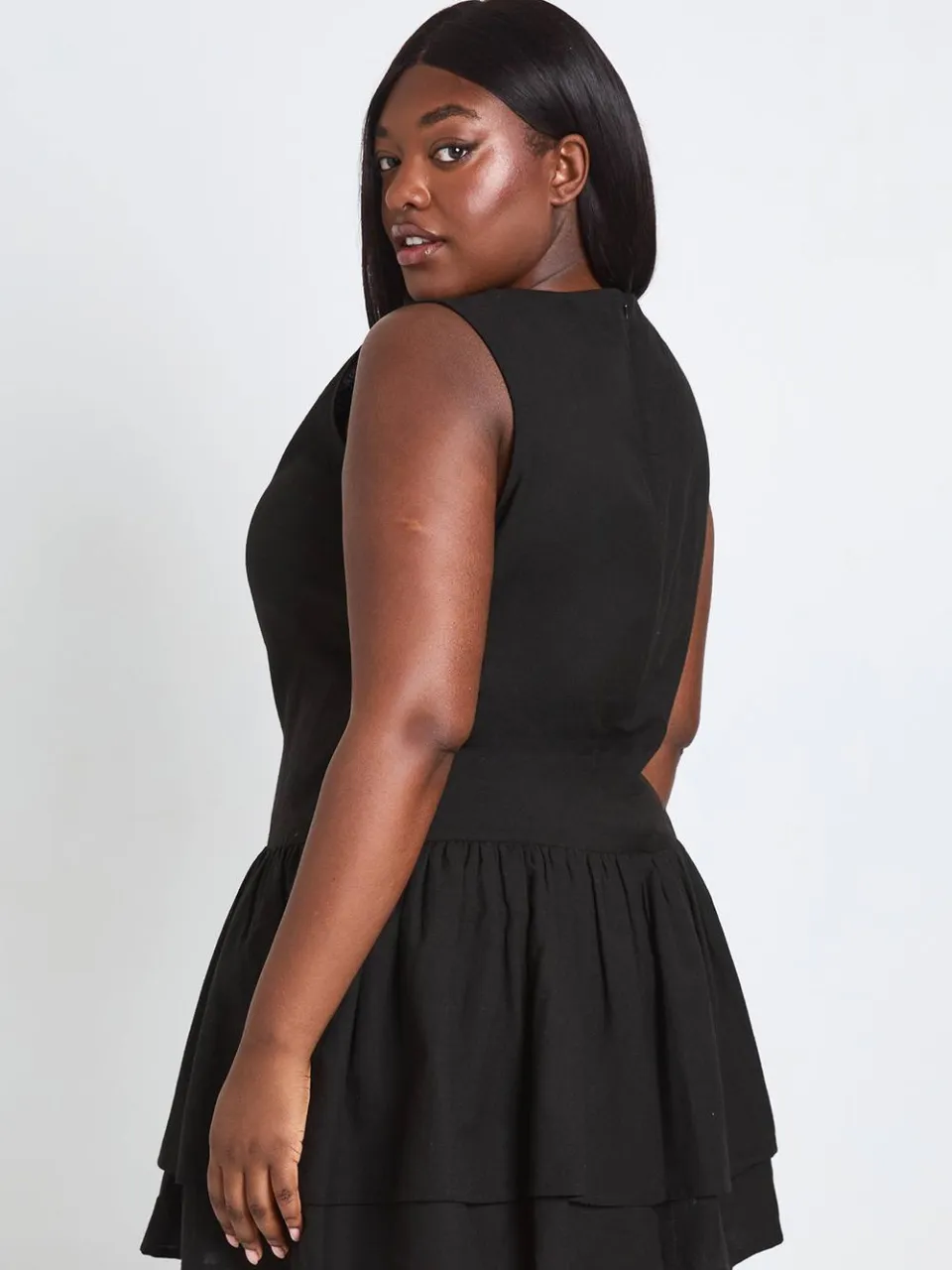 boohoo Dames Plus Linnen Dubbele Laag Smock Jurk zwart, foto 2