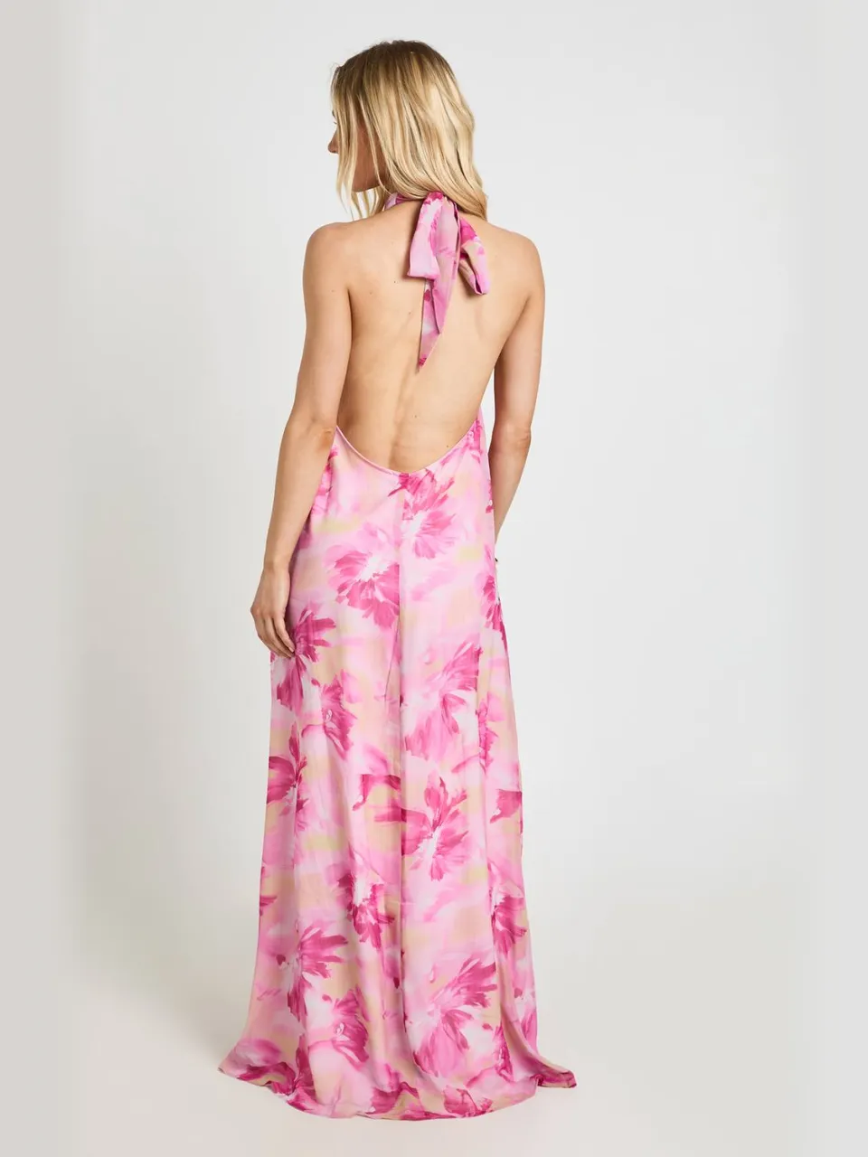 boohoo Dames Petite Bloemrijke Maxi Jurk Met Hoge Hals En Plooien roze, foto 2