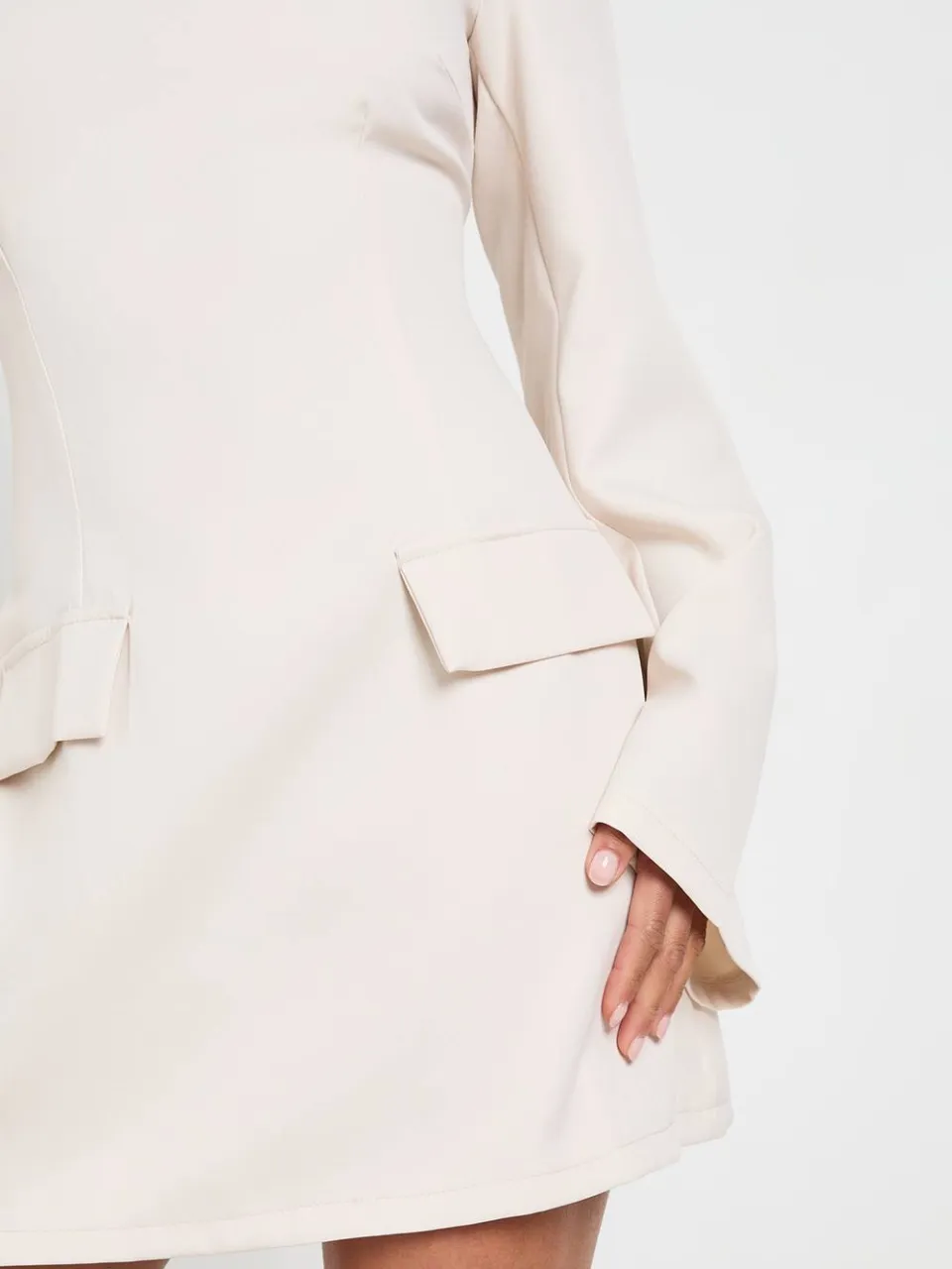 boohoo Dames Petite Mini Jurk Met Lange Mouwen, Slash Hals En Gestructureerde Pasvorm ecru, foto 4