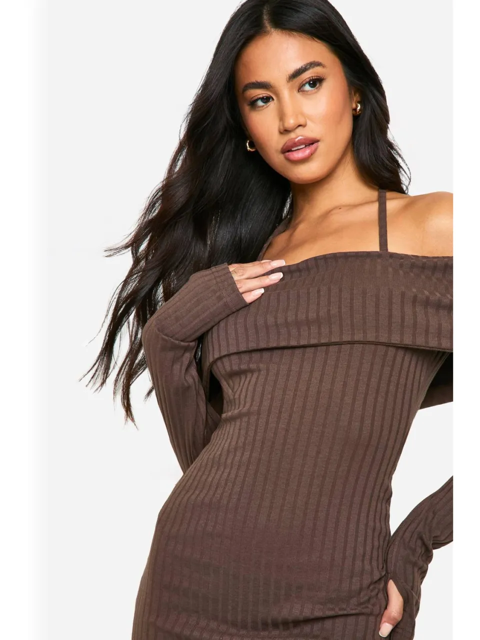 boohoo Dames Wide Rib Bardot Tie Mini Jurk chocoladebruin, foto 4