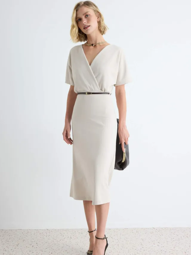 Trendyol TRENDYOLMİLLA Dames Beige Effen Midi Driekwart mouw A-lijn Jurken Gebroken wit